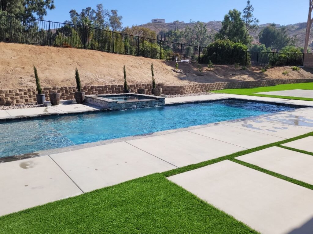 Pool service in Corona, CA - Corona Brookside Pool Service